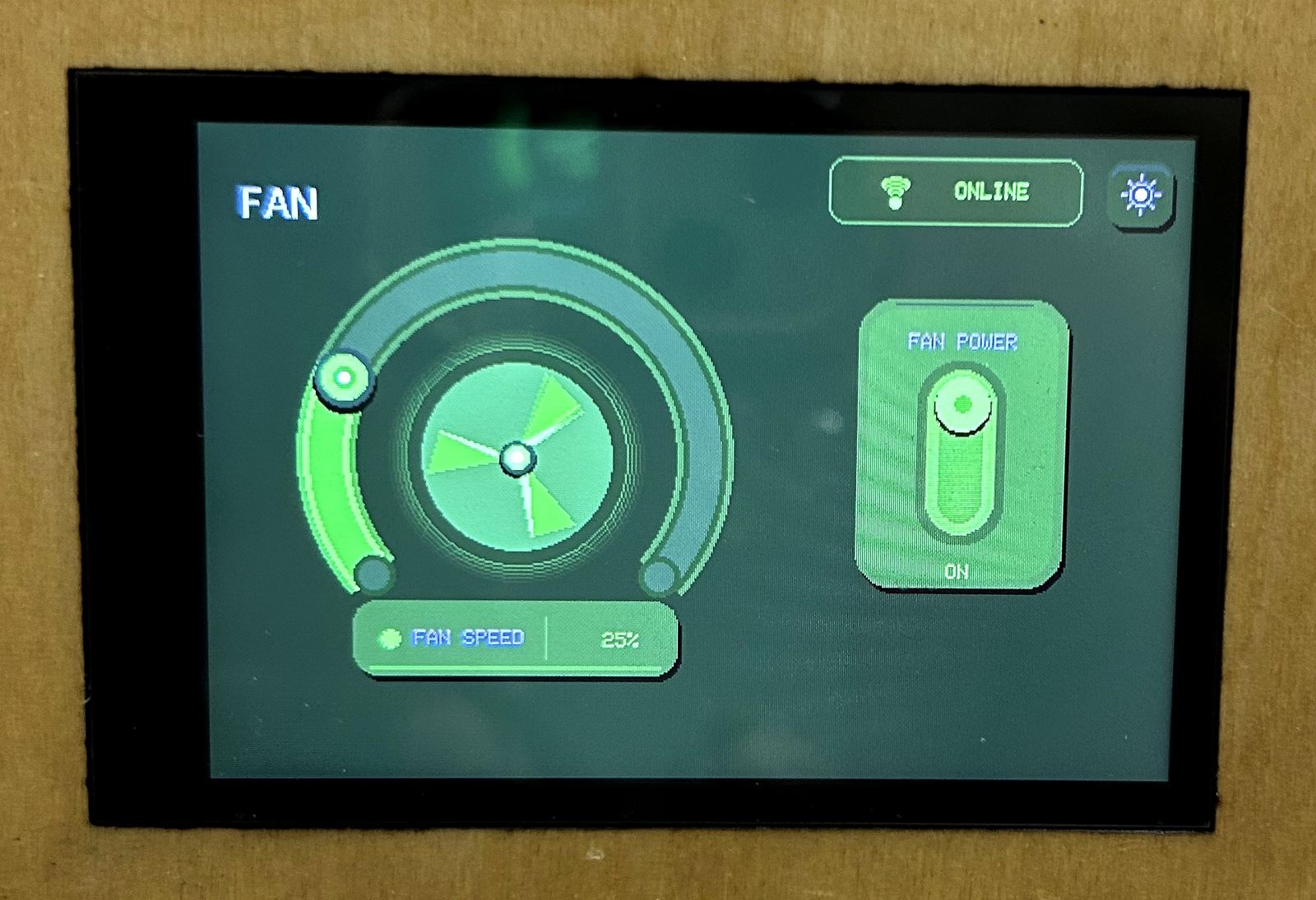 Close-up of NT-01 fan speed dial